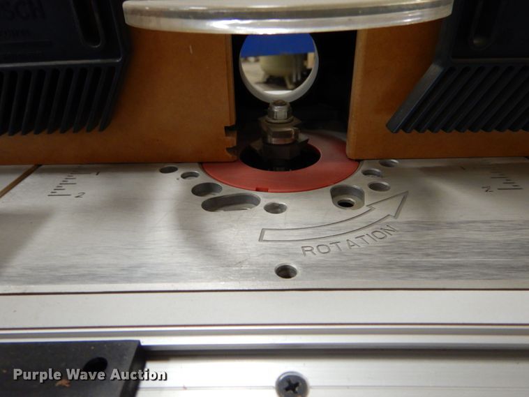 image for item LS9162 (3) Bosch RA1171 routers