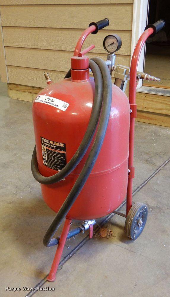 image for item LS9163 Central Pneumatic  abrasive blaster