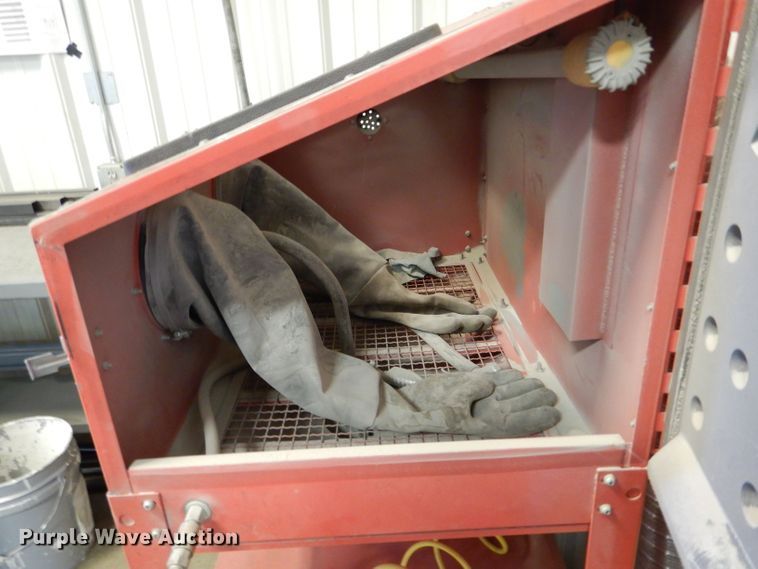 image for item LS9165 Central Pneumatic  sand blasting cabinet