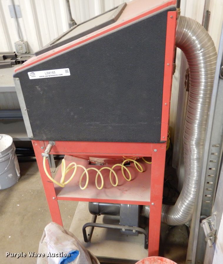 image for item LS9165 Central Pneumatic  sand blasting cabinet
