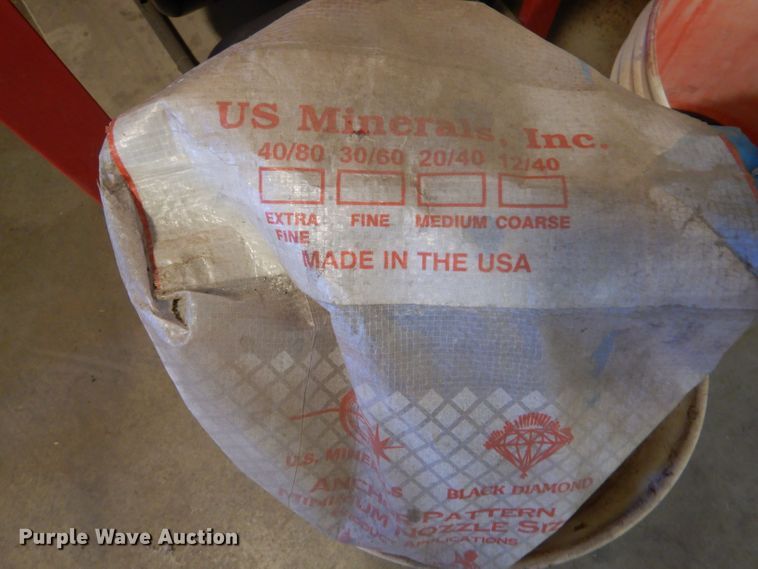 image for item LS9165 Central Pneumatic  sand blasting cabinet