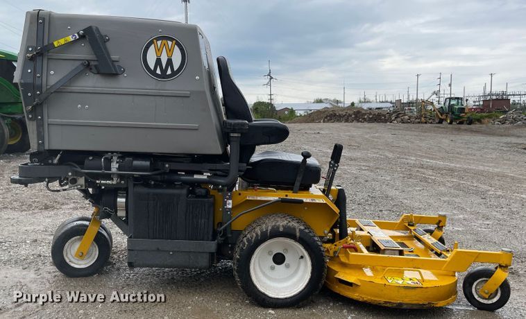 image for item MJ9649 2016 Walker T25i  ZTR lawn mower