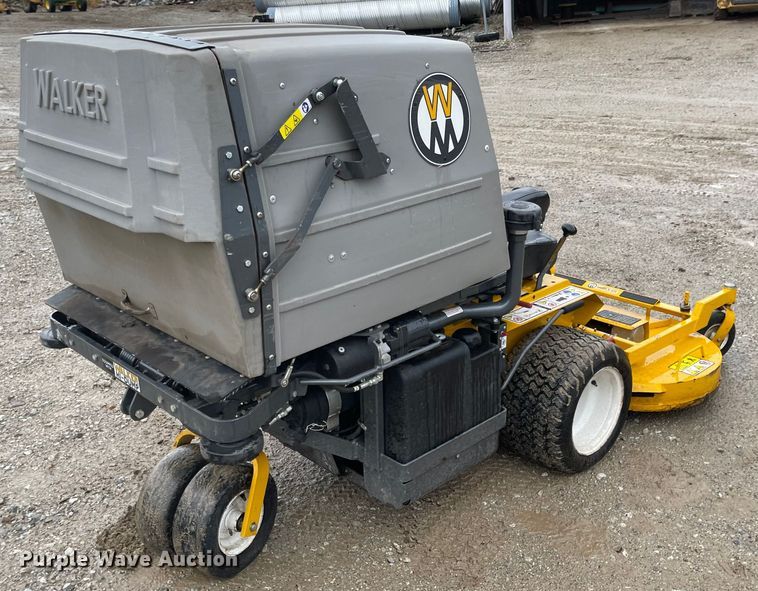 image for item MJ9649 2016 Walker T25i  ZTR lawn mower