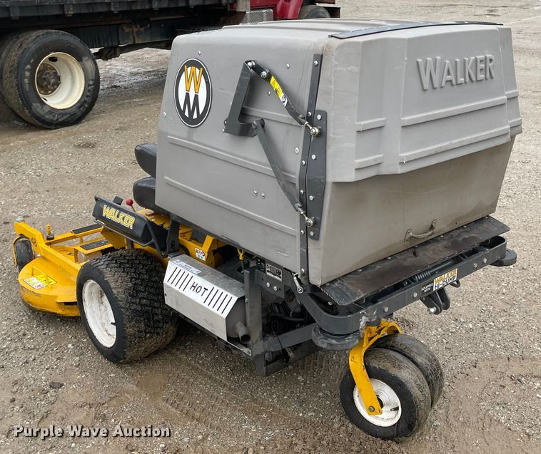 image for item MJ9649 2016 Walker T25i  ZTR lawn mower