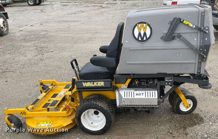 image for item MJ9649 2016 Walker T25i  ZTR lawn mower