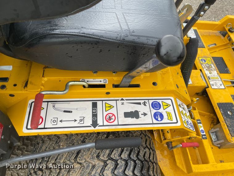 image for item MJ9649 2016 Walker T25i  ZTR lawn mower