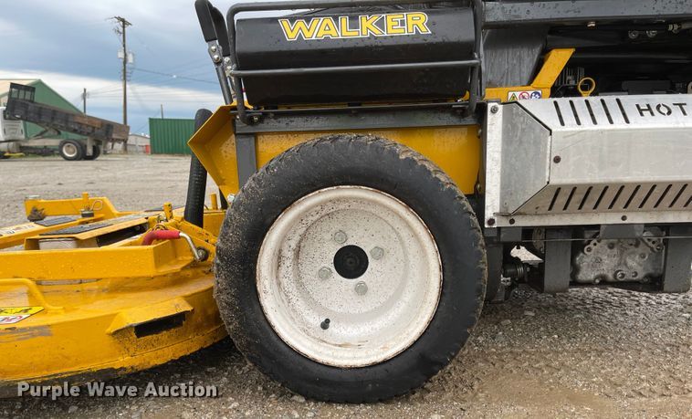 image for item MJ9649 2016 Walker T25i  ZTR lawn mower