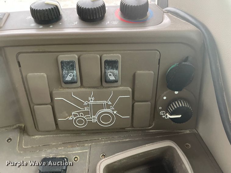 image for item MJ9650 2014 John Deere 6125M  tractor