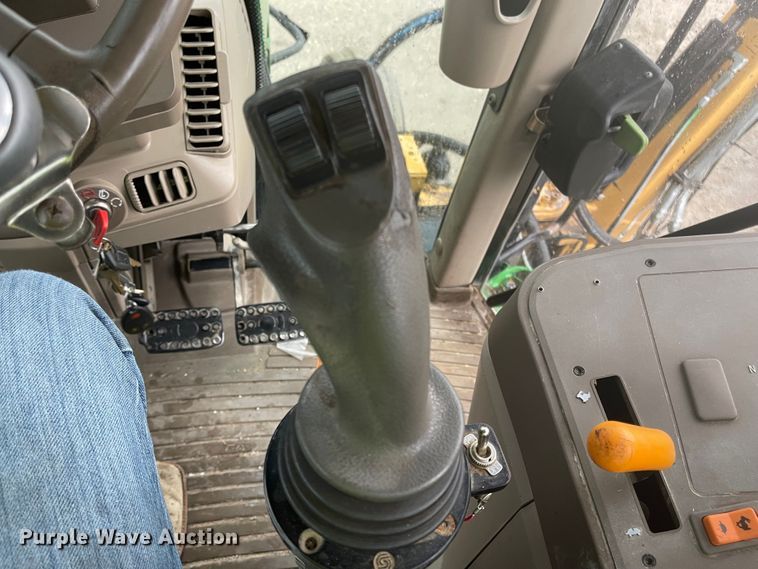 image for item MJ9650 2014 John Deere 6125M  tractor