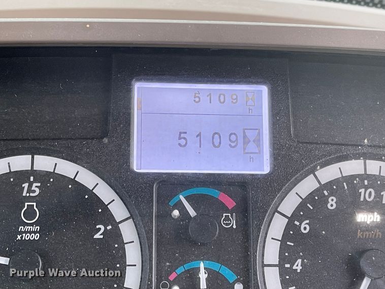 image for item MJ9650 2014 John Deere 6125M  tractor