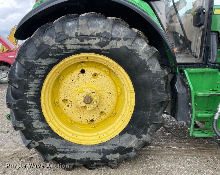 image for item MJ9650 2014 John Deere 6125M  tractor