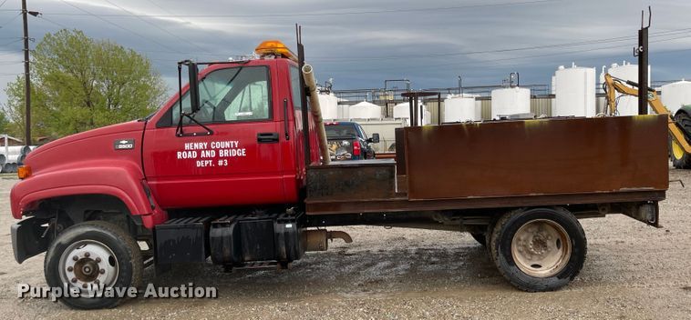 image for item MJ9652 1998 Chevrolet C5500  flatbed truck