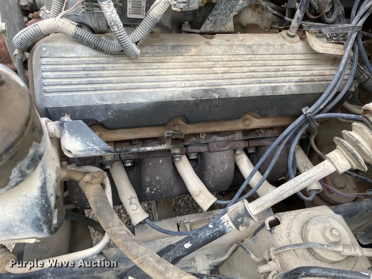 image for item MJ9652 1998 Chevrolet C5500  flatbed truck