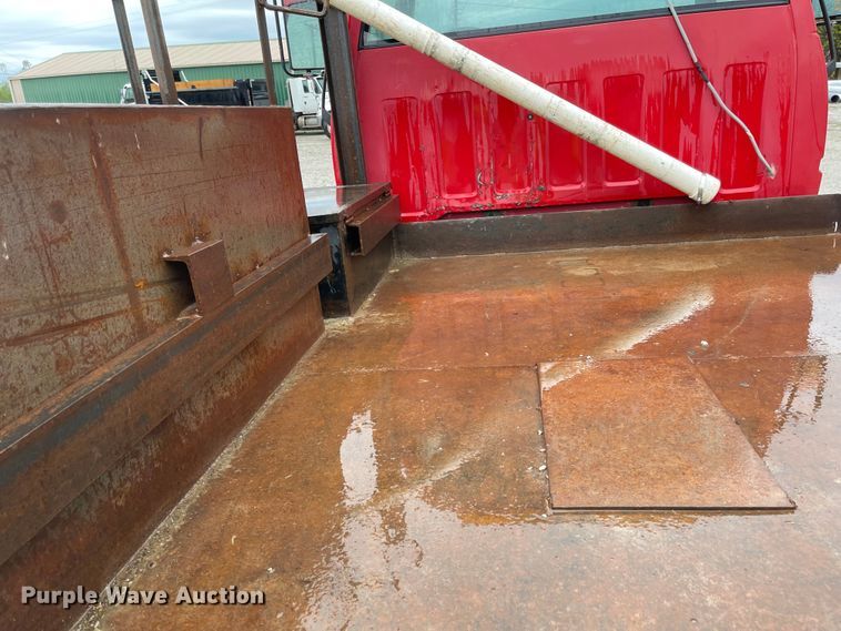 image for item MJ9652 1998 Chevrolet C5500  flatbed truck