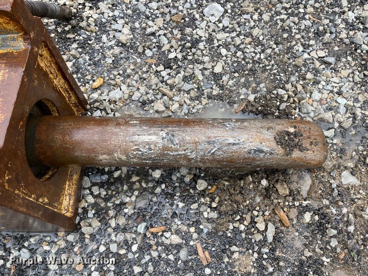 image for item MJ9653 2008 Magnum RHB320  breaker