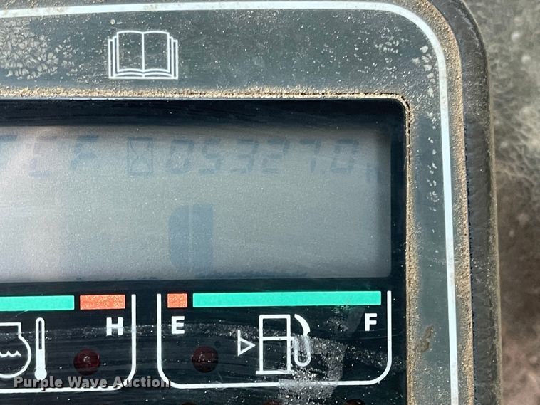 image for item MJ9655 1998 Komatsu PC200LC-6  excavator