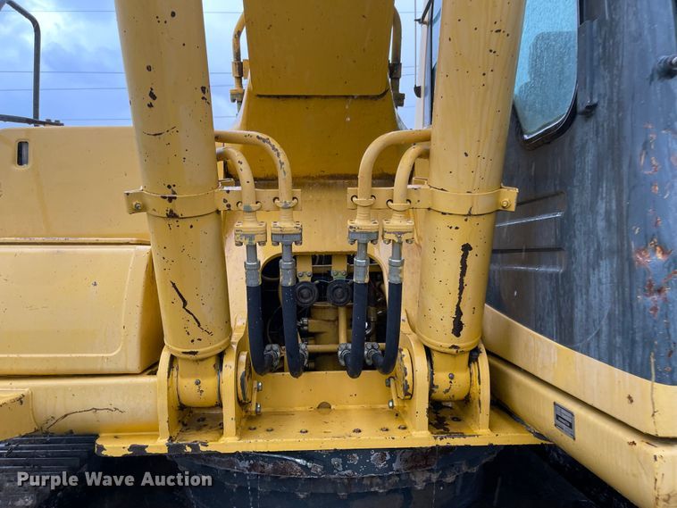image for item MJ9655 1998 Komatsu PC200LC-6  excavator
