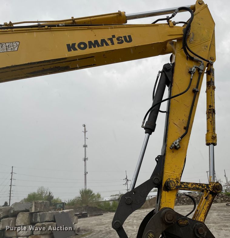 image for item MJ9655 1998 Komatsu PC200LC-6  excavator
