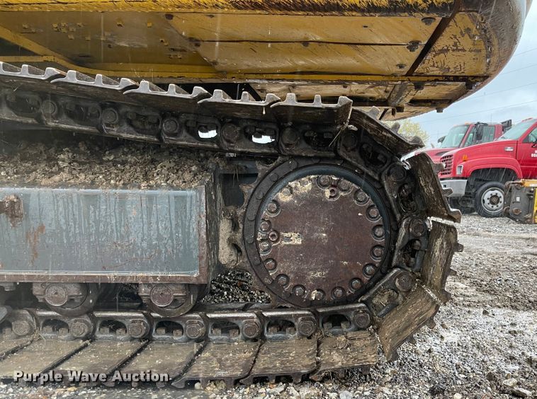 image for item MJ9655 1998 Komatsu PC200LC-6  excavator