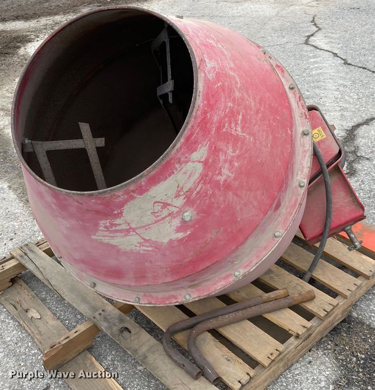 image for item MJ9673 Concrete mixer