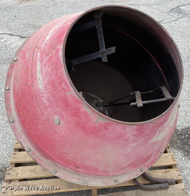 image for item MJ9673 Concrete mixer