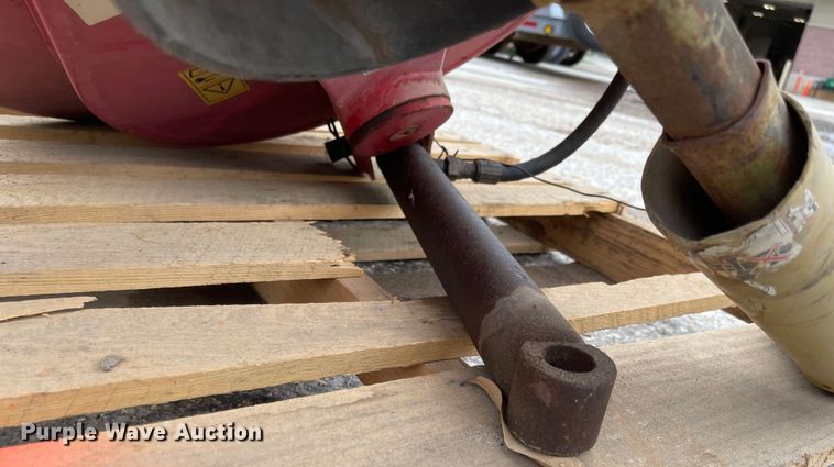 image for item MJ9673 Concrete mixer