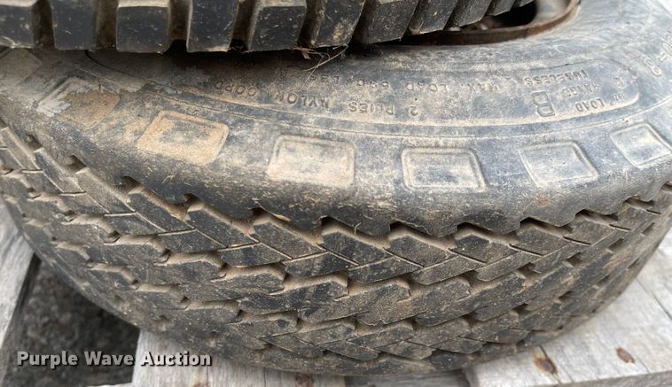 image for item MJ9675 (21) tires