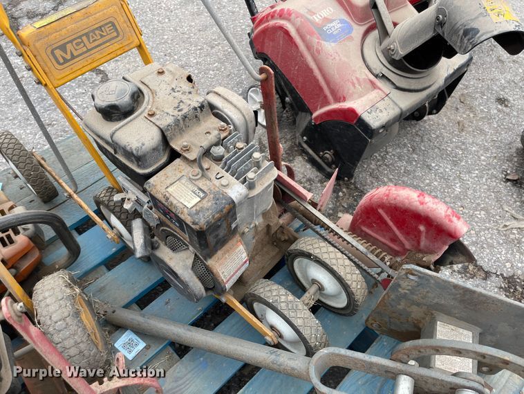 image for item MJ9677 Lawn and garden equipment