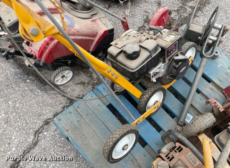 image for item MJ9677 Lawn and garden equipment