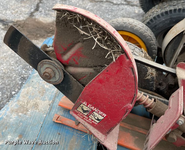 image for item MJ9677 Lawn and garden equipment