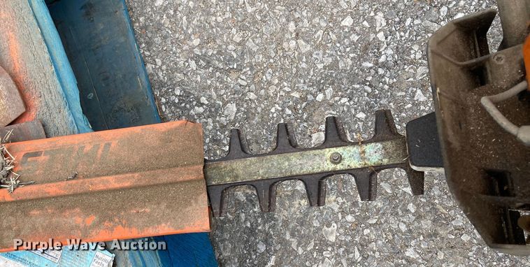 image for item MJ9677 Lawn and garden equipment