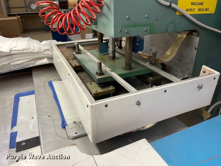 image for item MJ9689 Fara-Dyne GS15  heat sealing machine