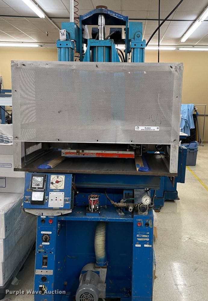 image for item MJ9691 Thermatron KF122  heat sealing machine