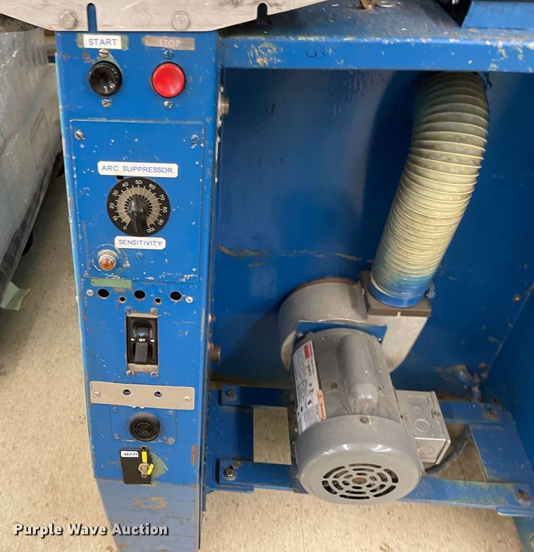 image for item MJ9691 Thermatron KF122  heat sealing machine