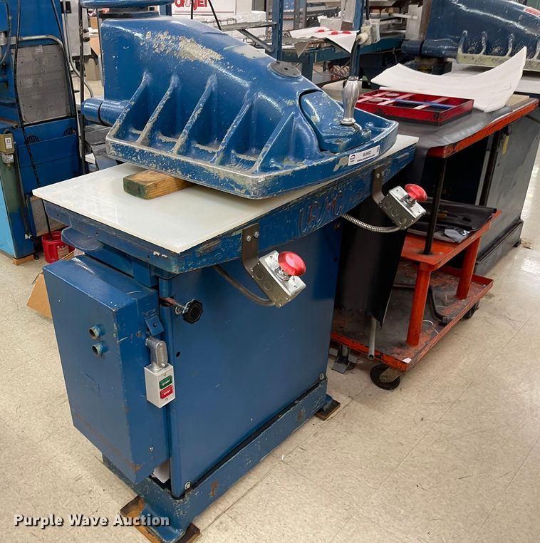 image for item MJ9692 Vinyl cutting machine