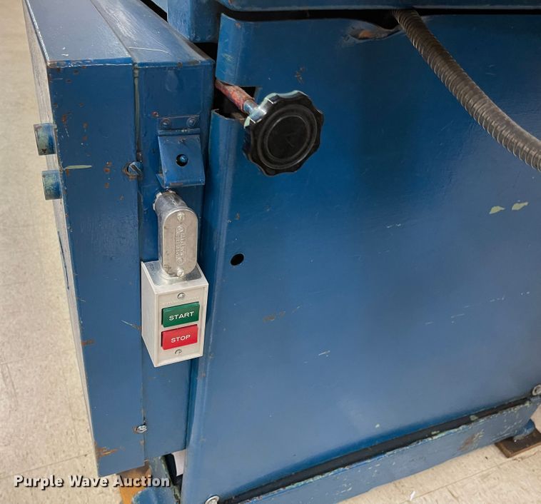 image for item MJ9692 Vinyl cutting machine