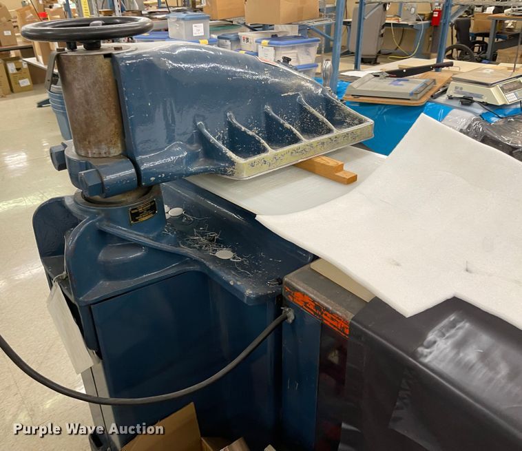 image for item MJ9693 Vinyl cutting machine