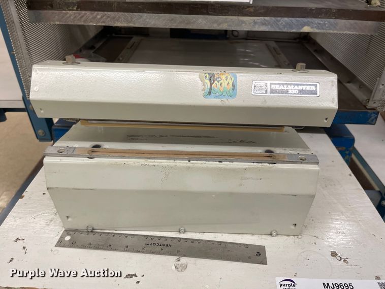 image for item MJ9695 Thermatron KA41  heat sealing machine