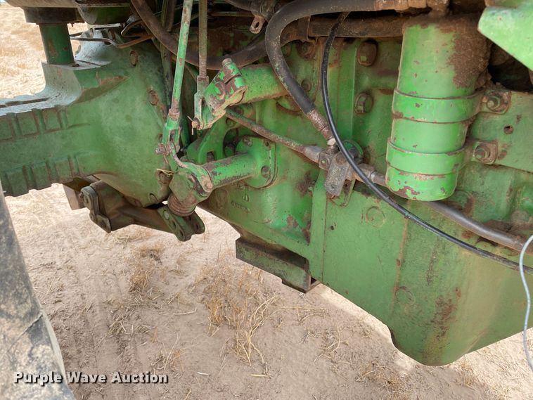 image for item DJ5131 1982 John Deere 4640  tractor