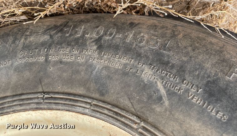 image for item DJ5131 1982 John Deere 4640  tractor