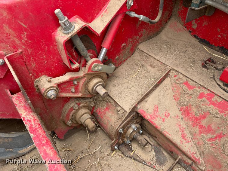 image for item DJ5133 2014 Massey Ferguson WR9760  windrower