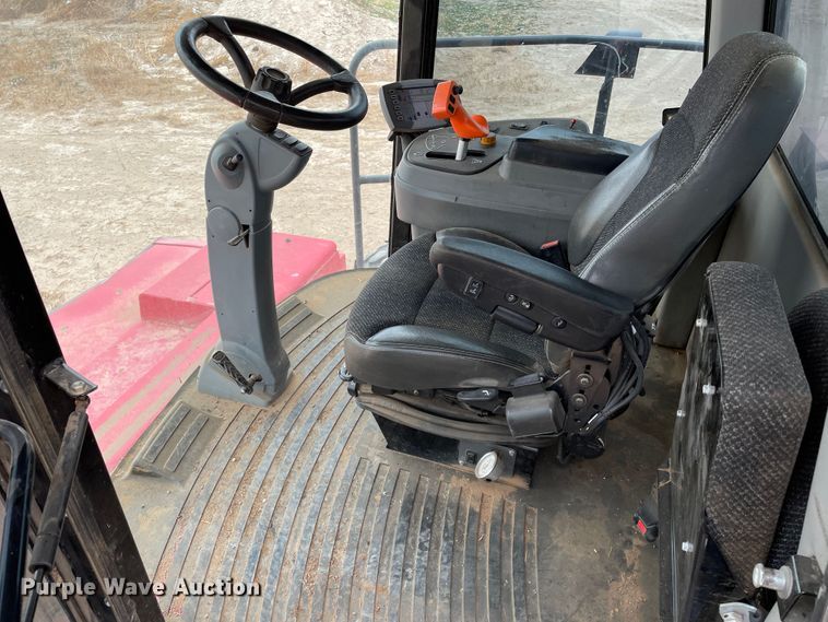 image for item DJ5133 2014 Massey Ferguson WR9760  windrower