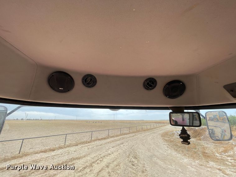 image for item DJ5133 2014 Massey Ferguson WR9760  windrower