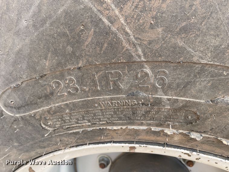 image for item DJ5133 2014 Massey Ferguson WR9760  windrower