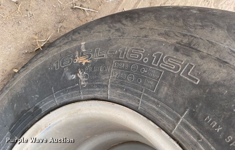 image for item DJ5133 2014 Massey Ferguson WR9760  windrower