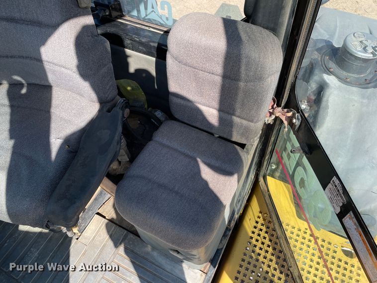 image for item DJ5135 1998 Caterpillar Challenger 95E  tractor