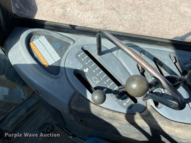 image for item DJ5135 1998 Caterpillar Challenger 95E  tractor