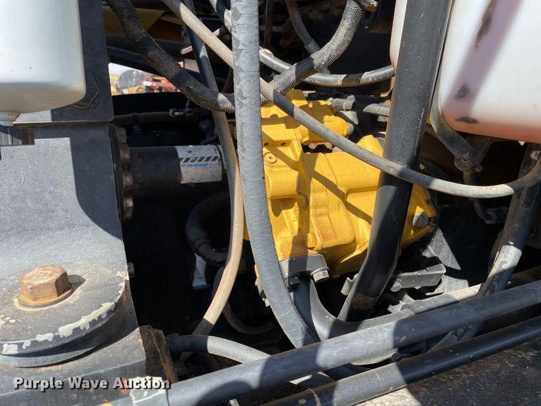 image for item DJ5135 1998 Caterpillar Challenger 95E  tractor