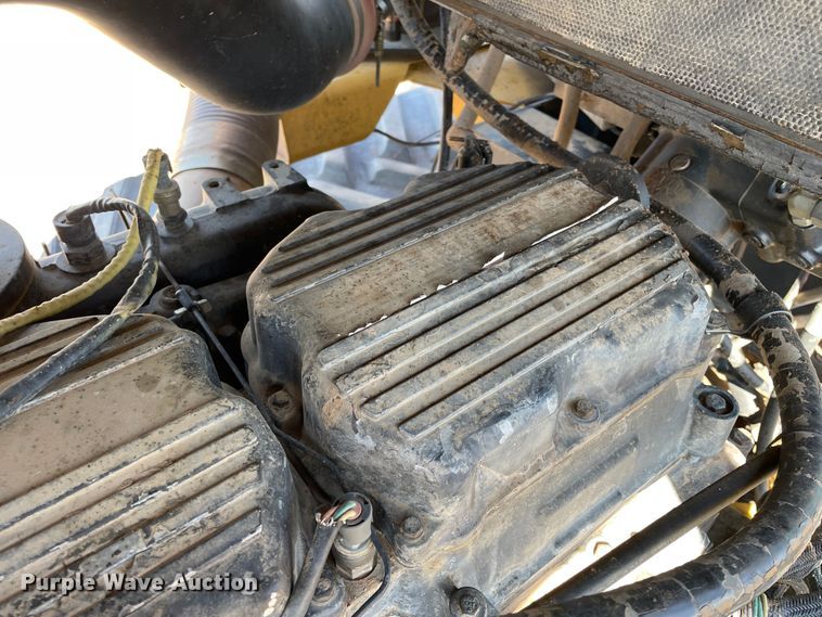 image for item DJ5135 1998 Caterpillar Challenger 95E  tractor