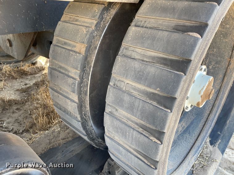 image for item DJ5135 1998 Caterpillar Challenger 95E  tractor